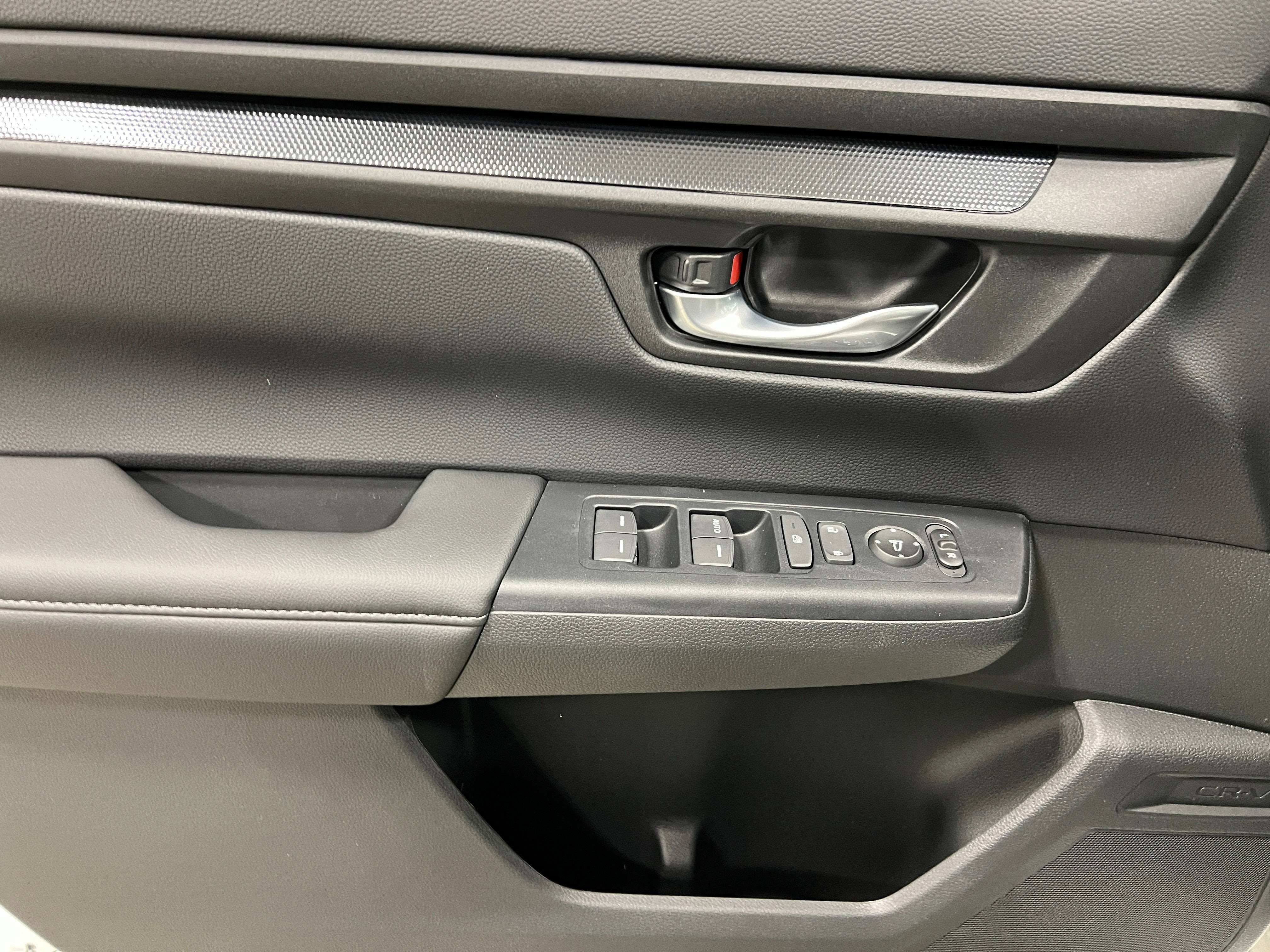 2025 Honda CR-V LX
