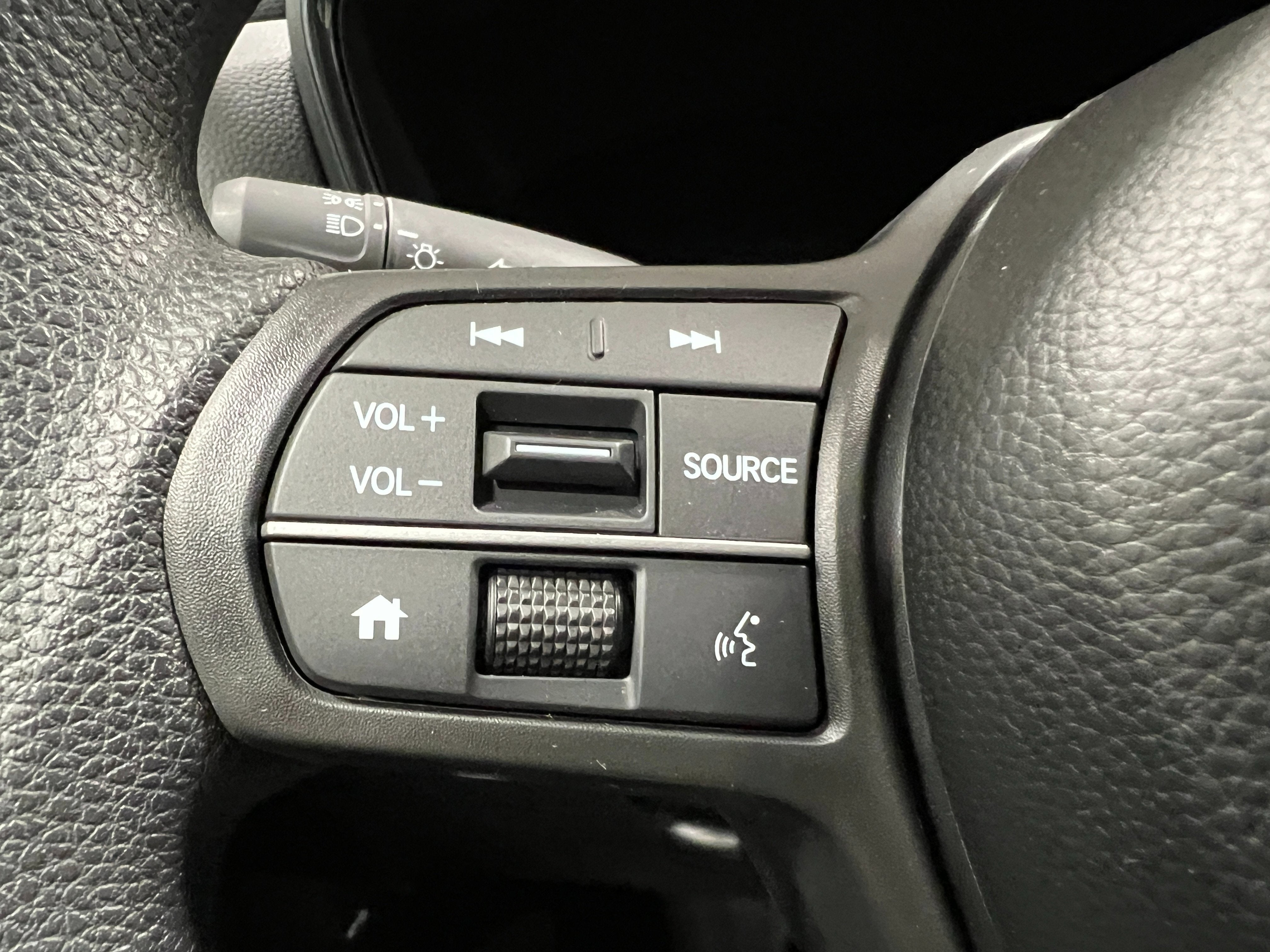 2025 Honda CR-V LX - Photo 20