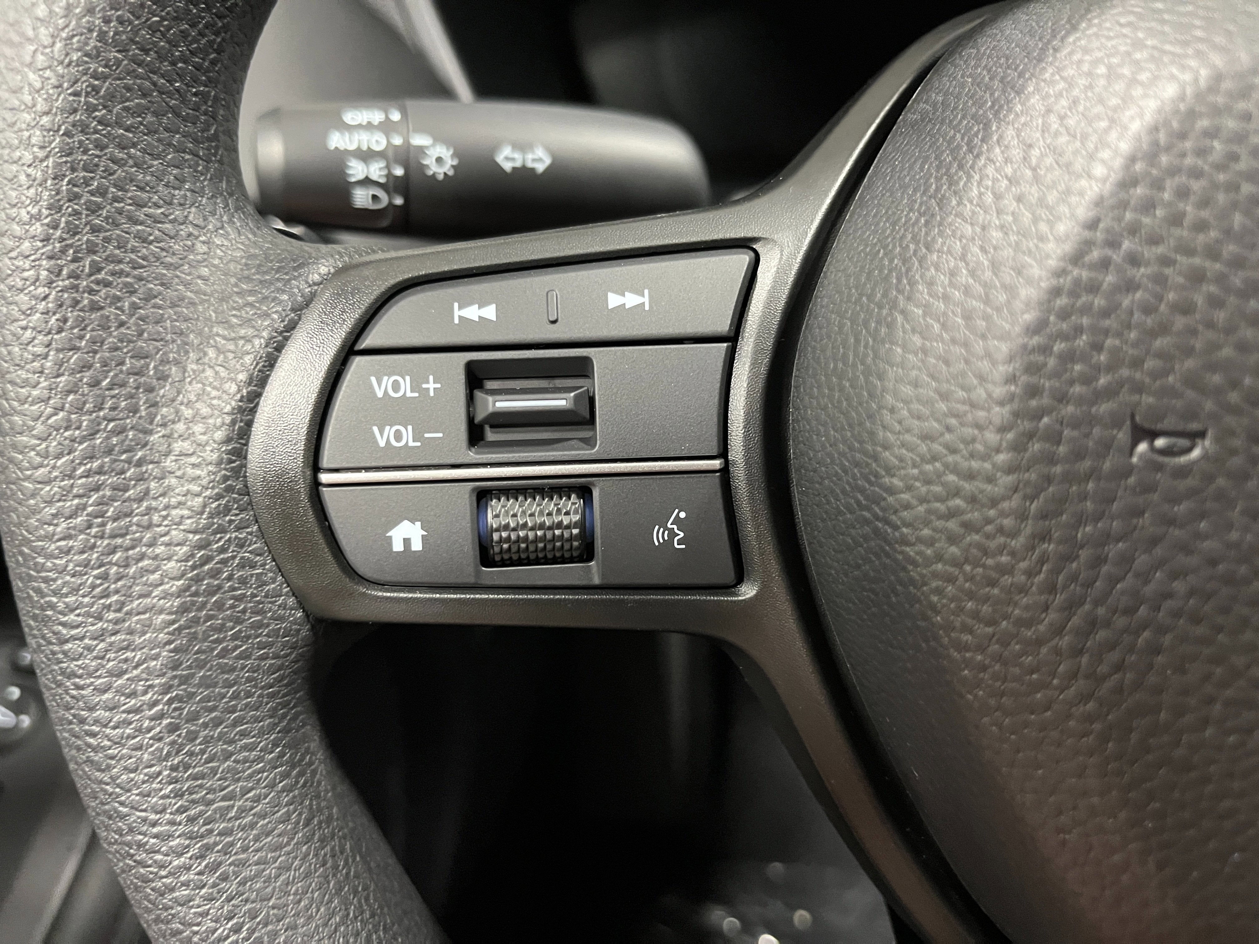 2026 Honda HR-V LX