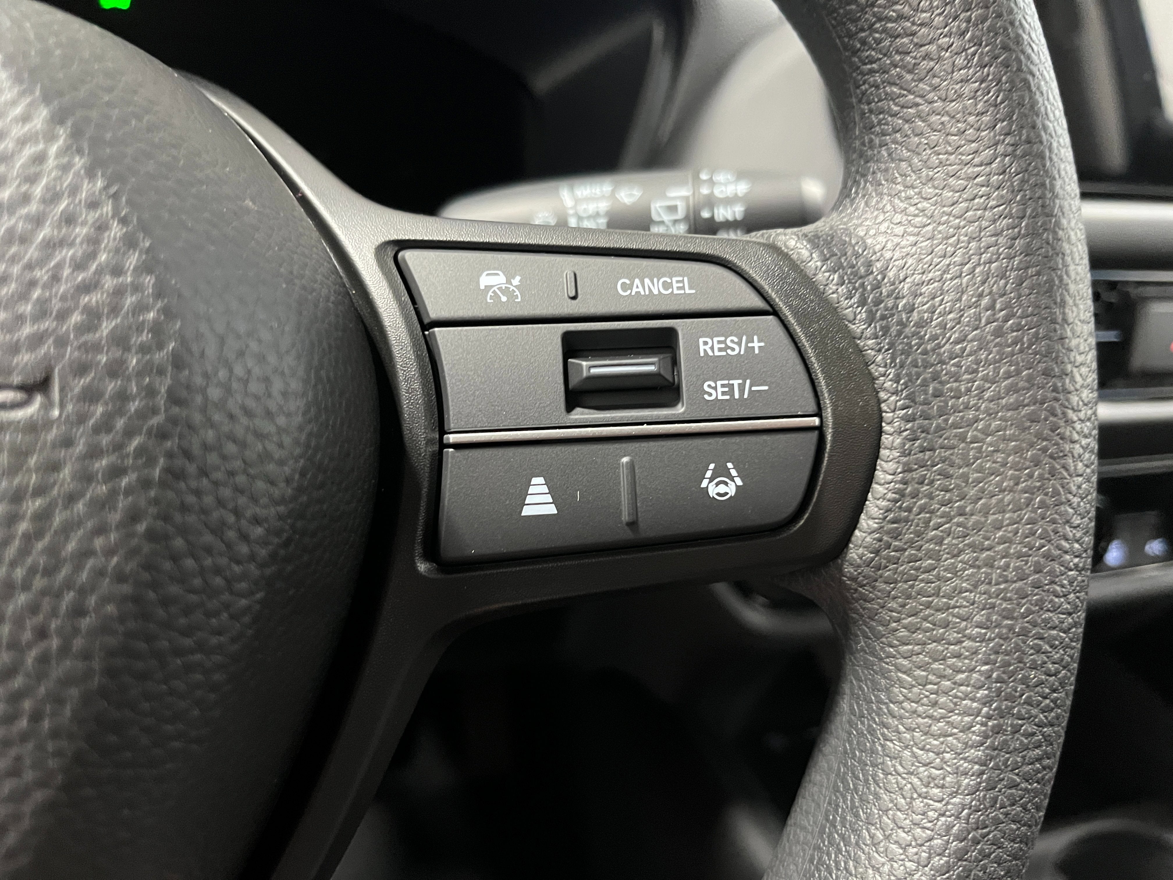 2026 Honda HR-V LX