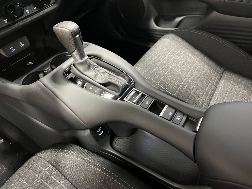 2027 Honda HR-V LX
