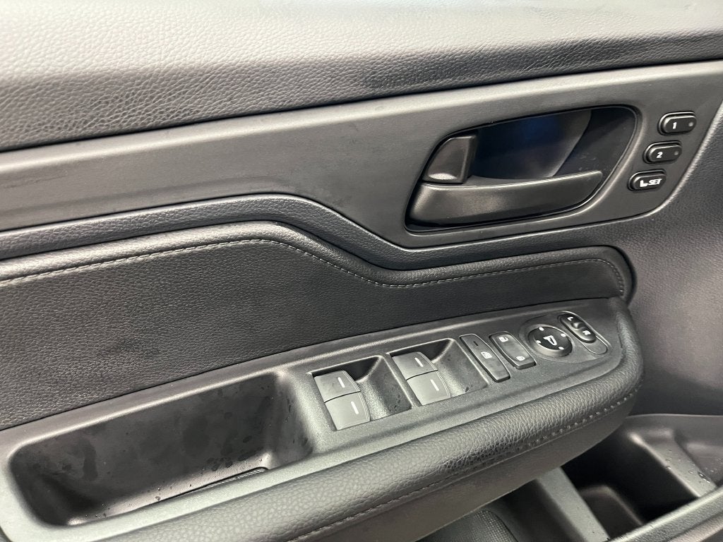 2027 Honda Odyssey EX-L In-Transit