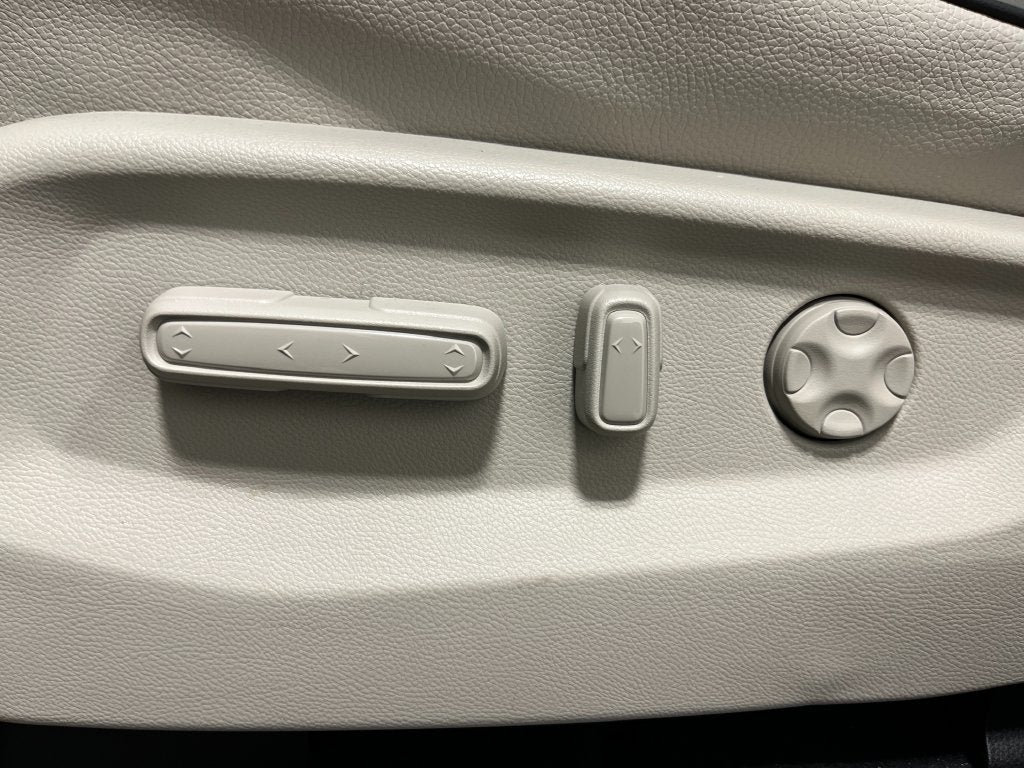 2027 Honda Odyssey Touring In-Transit