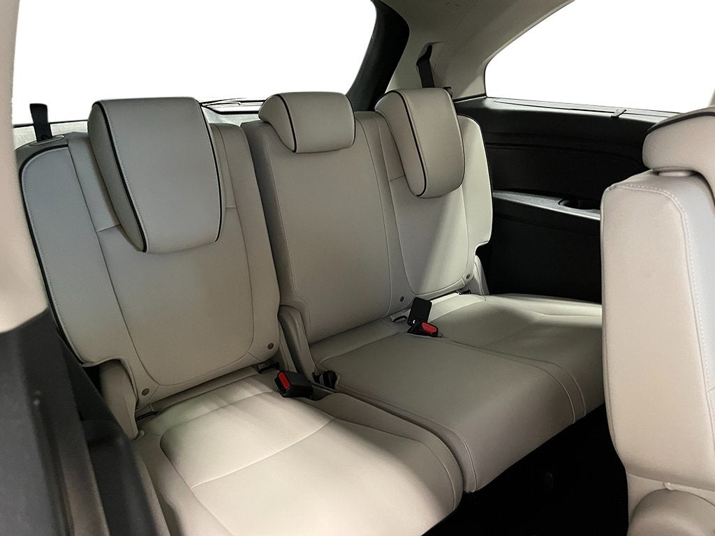 2027 Honda Odyssey Touring In-Transit