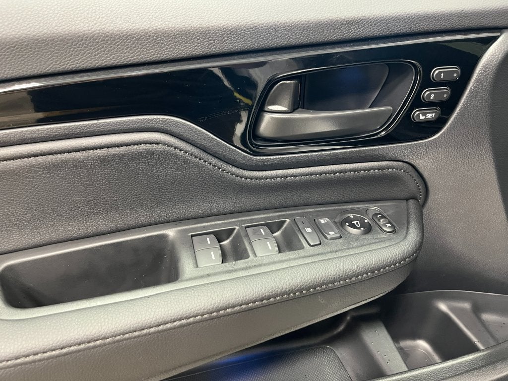 2027 Honda Odyssey Touring In-Transit