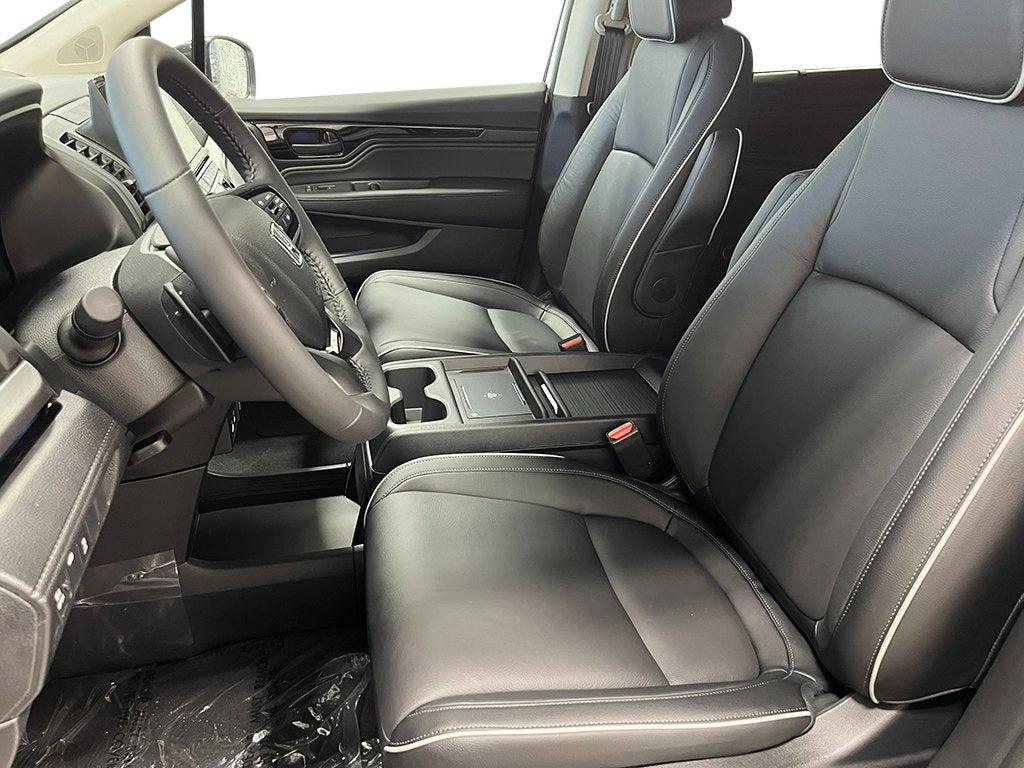 2027 Honda Odyssey Touring In-Transit