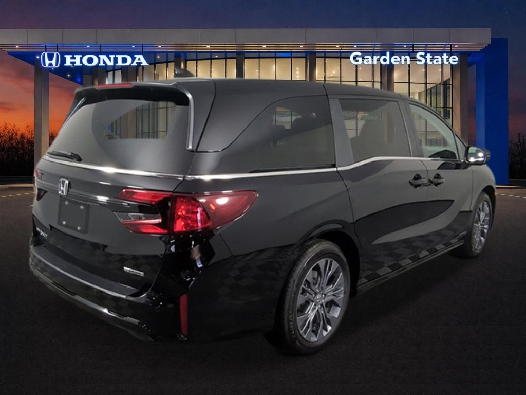 2027 Honda Odyssey Touring In-Transit
