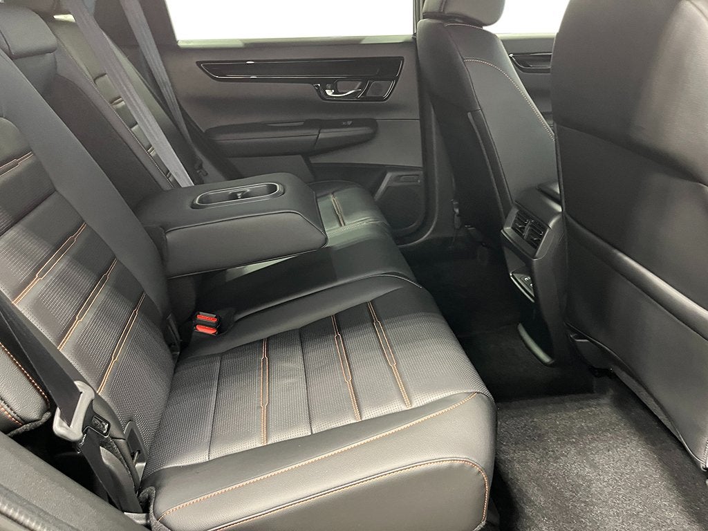 2027 Honda CR-V Hybrid Sport Touring In-Transit