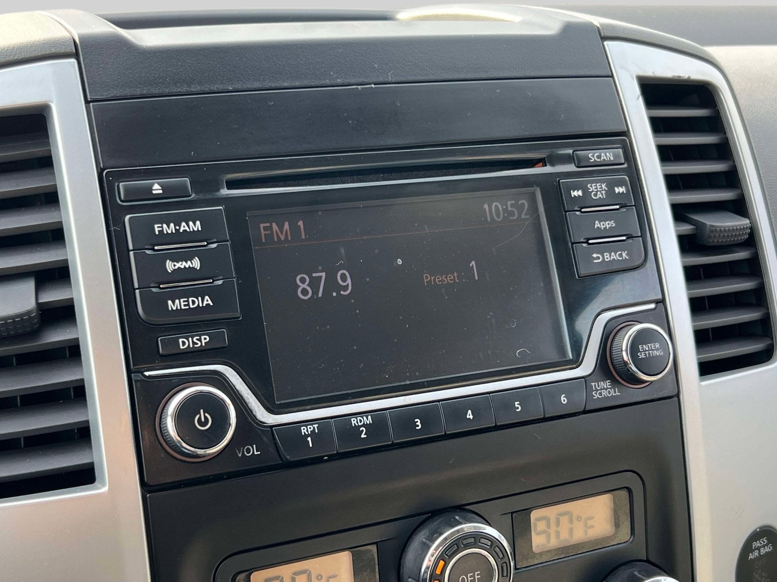 2016 Nissan Frontier SV