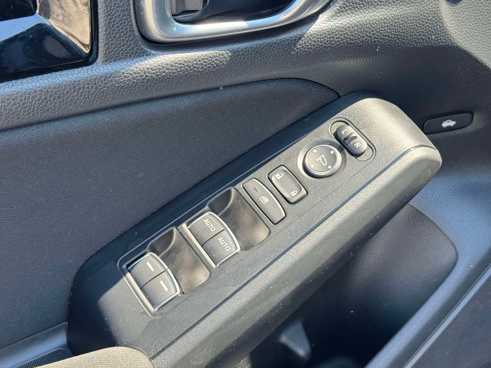 2023 Honda Civic EX - Photo 29