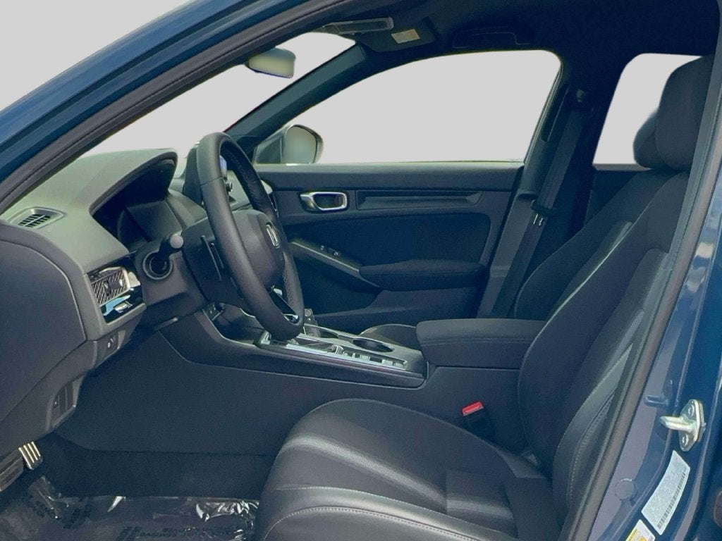 2025 Honda Civic Sport - Photo 14