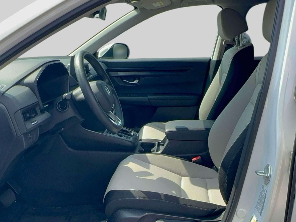 2025 Honda CR-V LX - Photo 14
