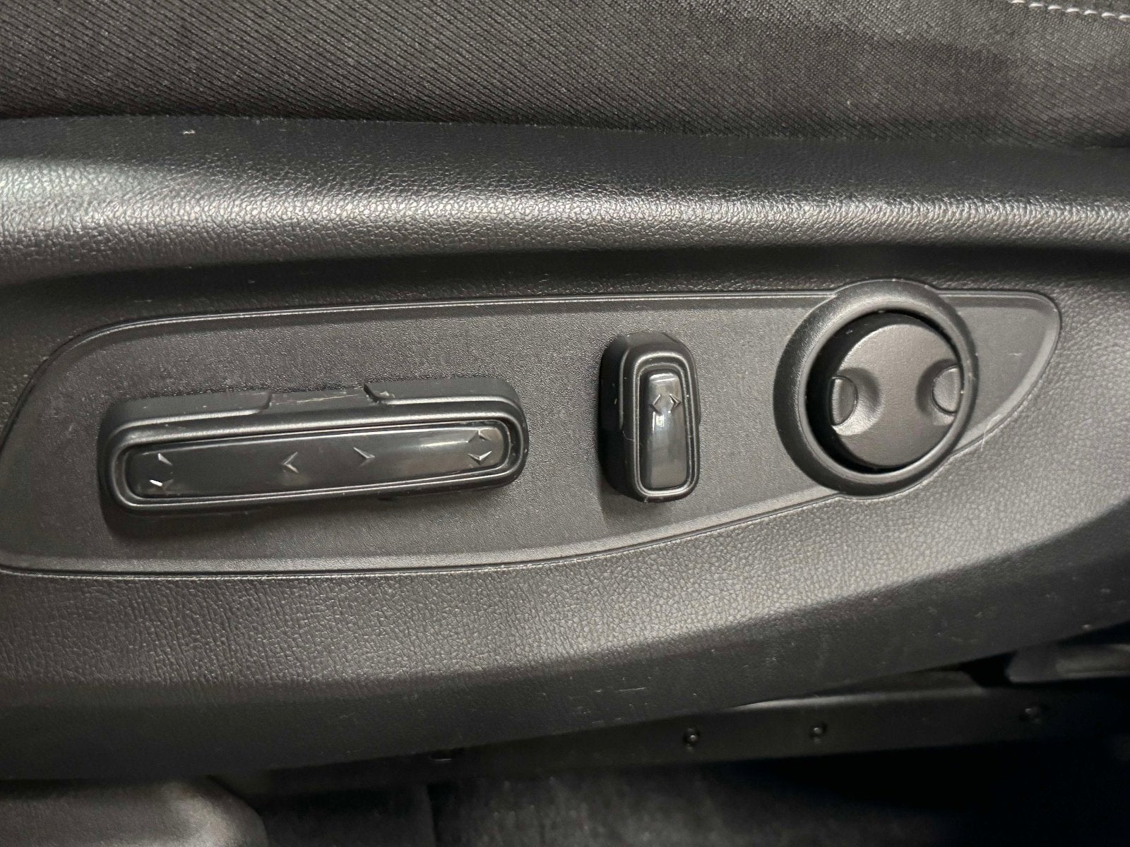 2023 Honda CR-V EX - Photo 28