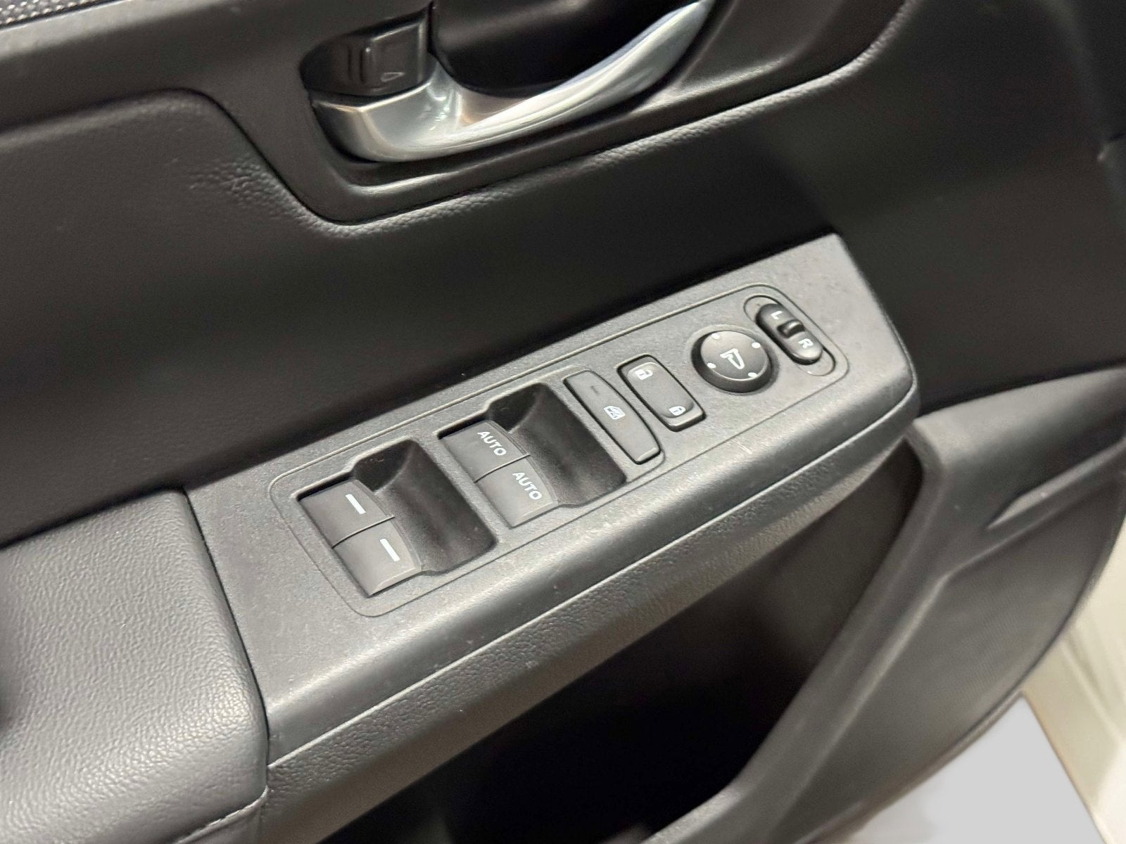 2023 Honda CR-V EX - Photo 31