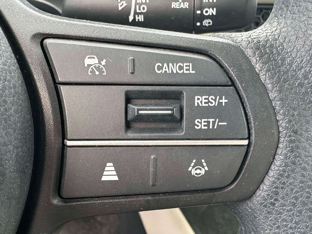2024 Honda HR-V LX