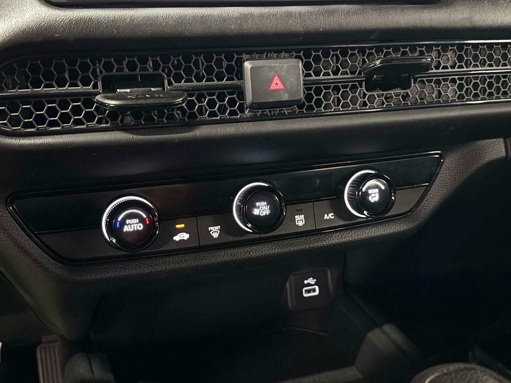 2025 Honda HR-V LX
