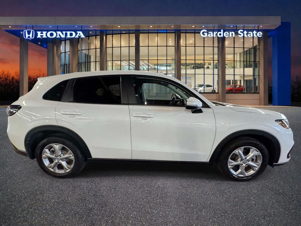 2025 Honda HR-V LX