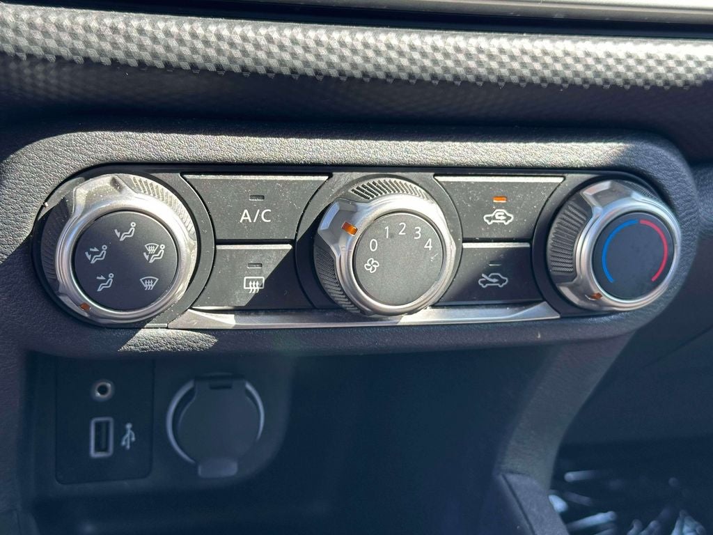 2023 Nissan Kicks S