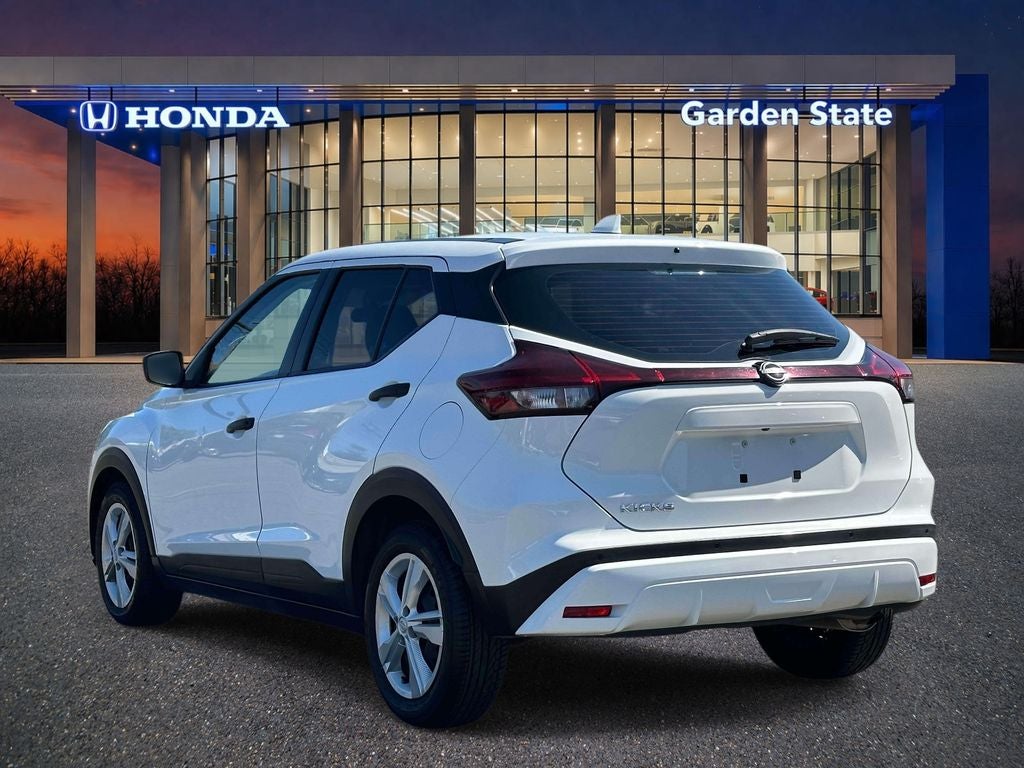 2023 Nissan Kicks S