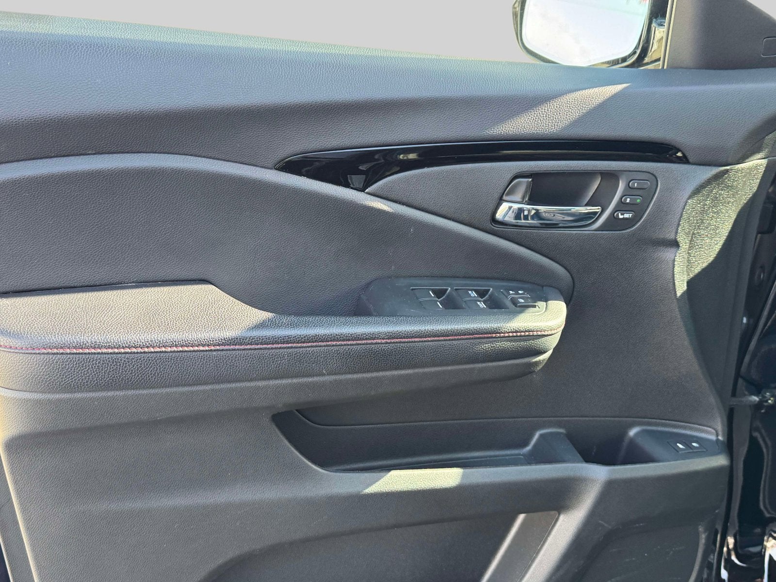 2022 Honda Pilot Black Edition