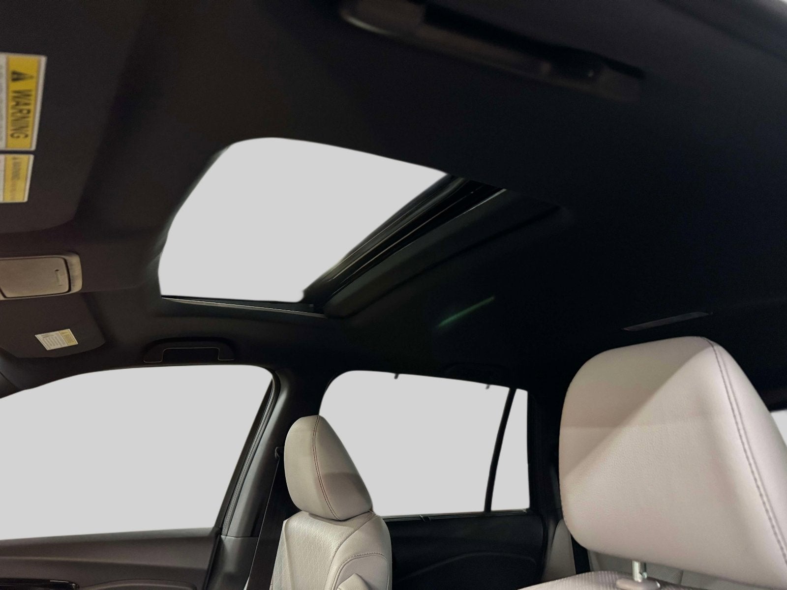 2023 Honda Passport Elite