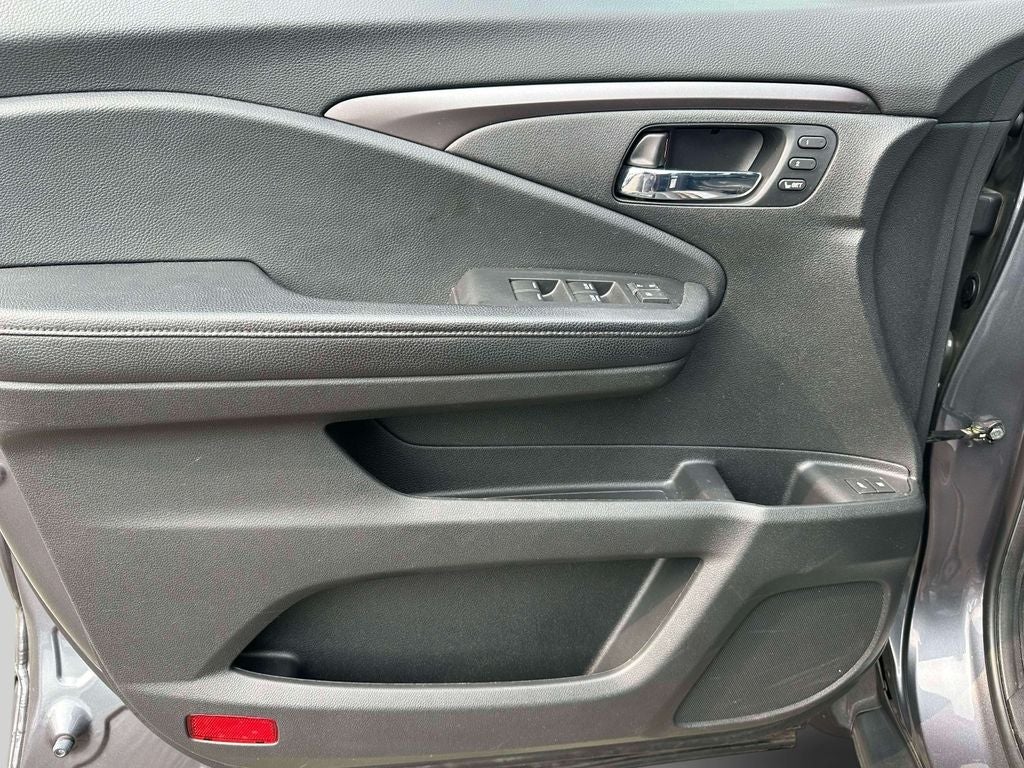 2021 Honda Passport EX-L - Photo 17