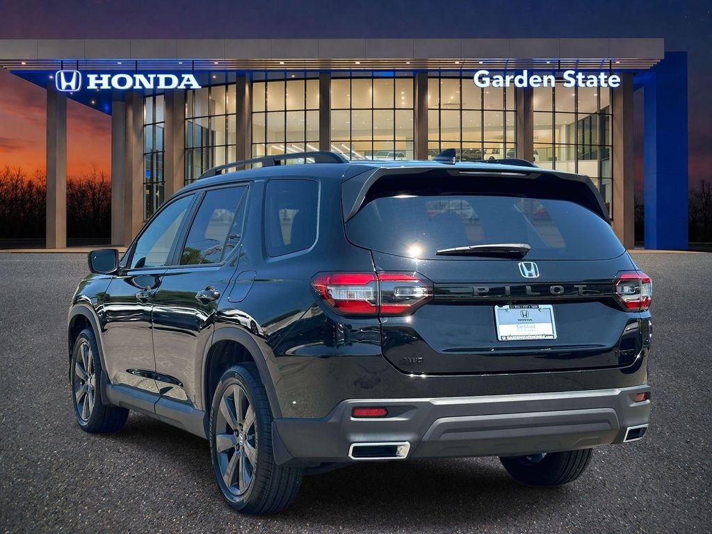 2023 Honda Pilot Sport - Photo 4