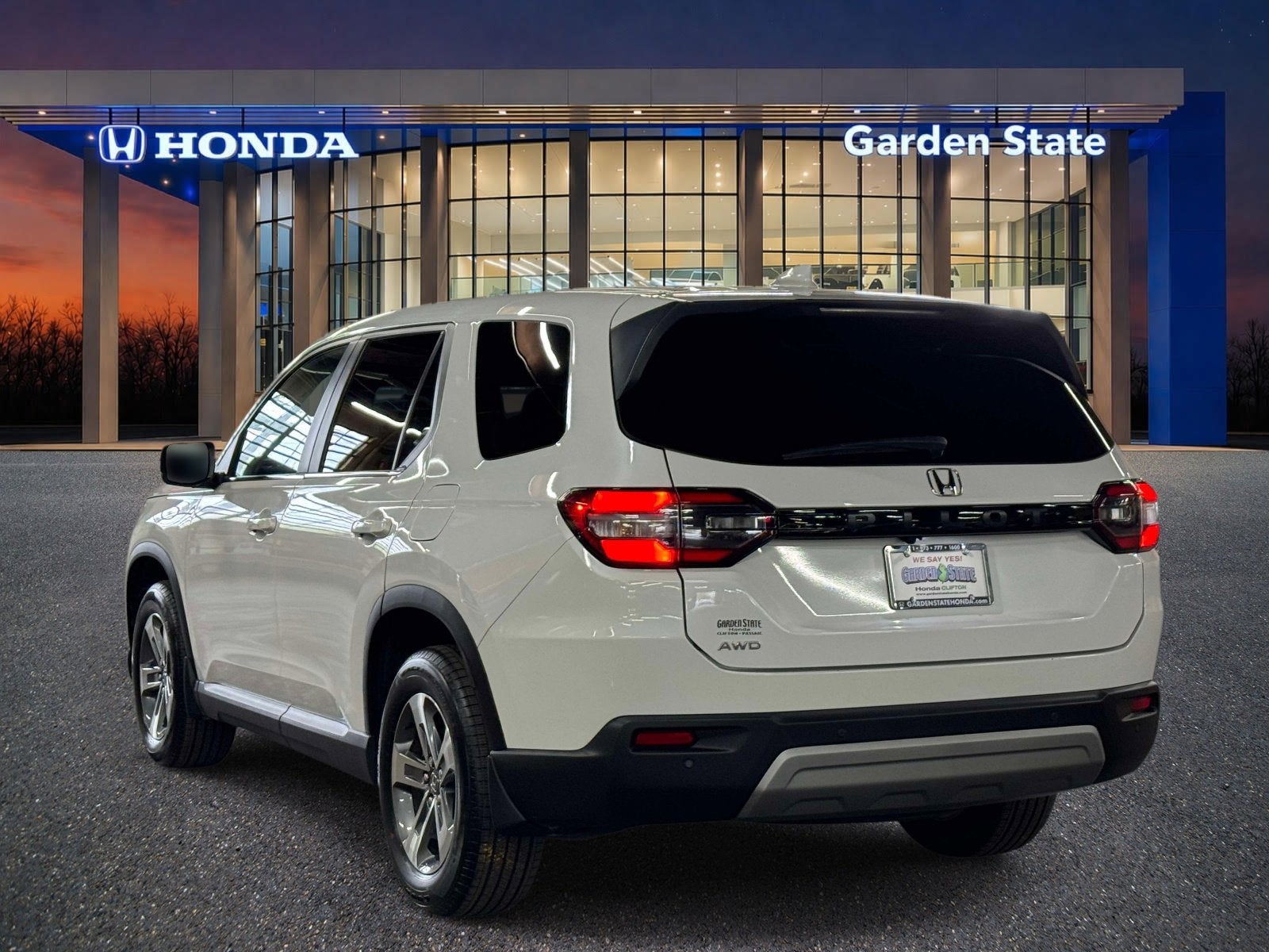 2024 Honda Pilot EX-L 8 Passenger