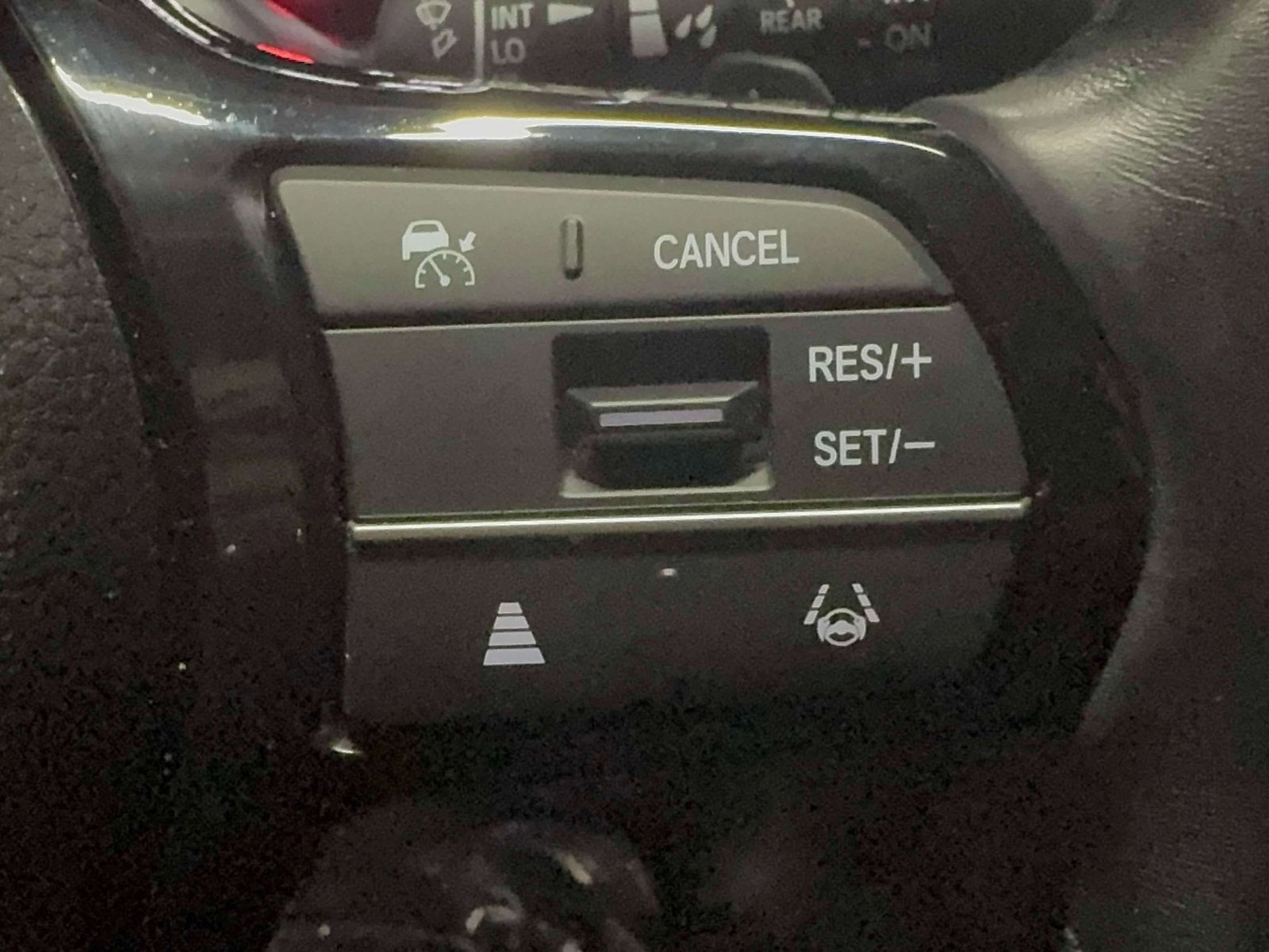 2023 Honda Pilot EX-L 8 Passenger