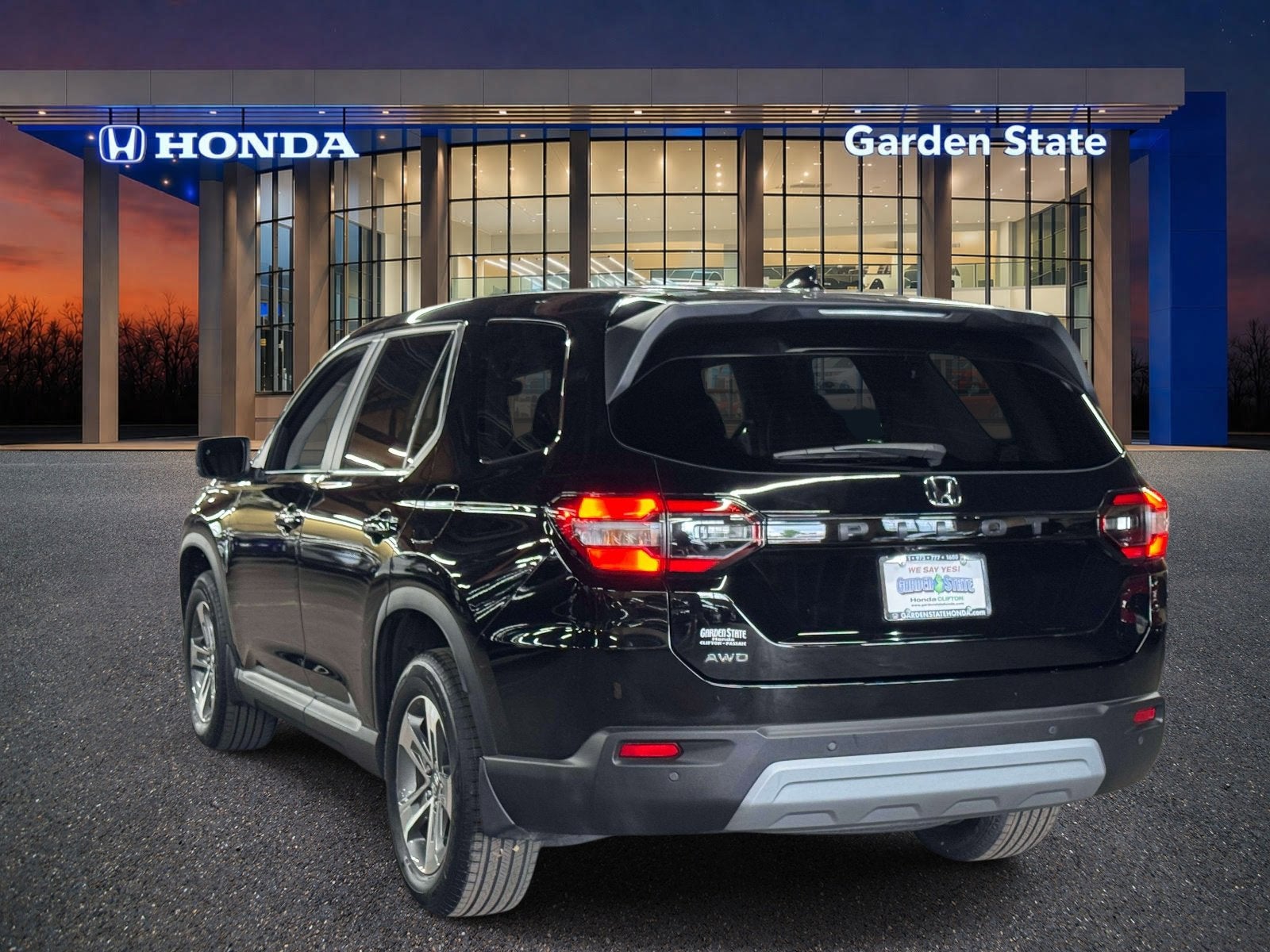 2023 Honda Pilot EX-L 8 Passenger