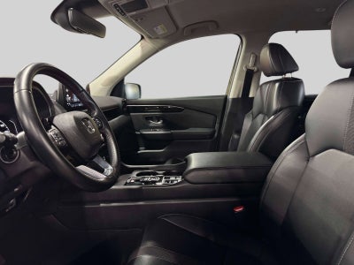 2023 Honda Pilot EX-L 8 Passenger