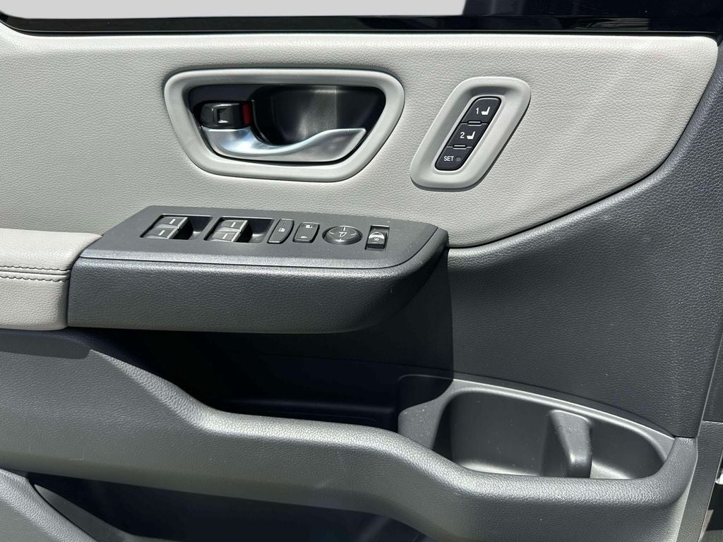 2024 Honda Pilot Touring - Photo 17