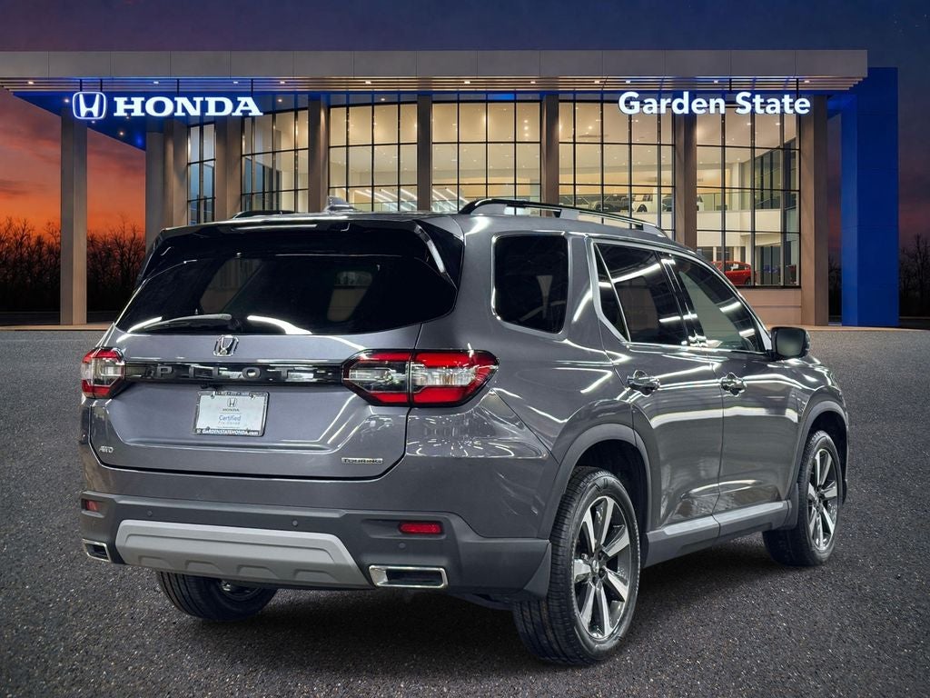 2023 Honda Pilot Touring