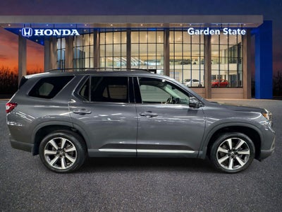 2023 Honda Pilot Touring