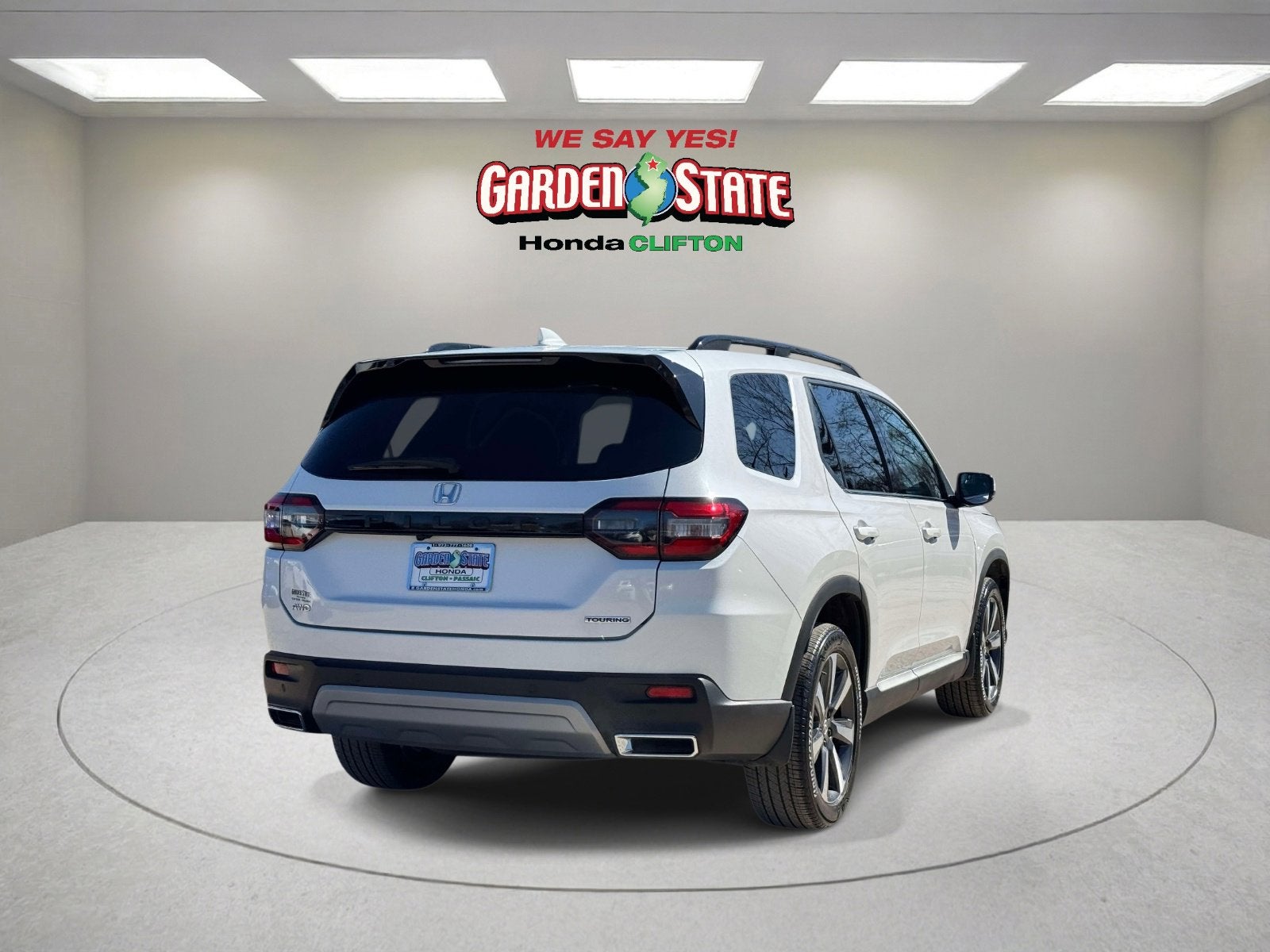 2023 Honda Pilot Touring