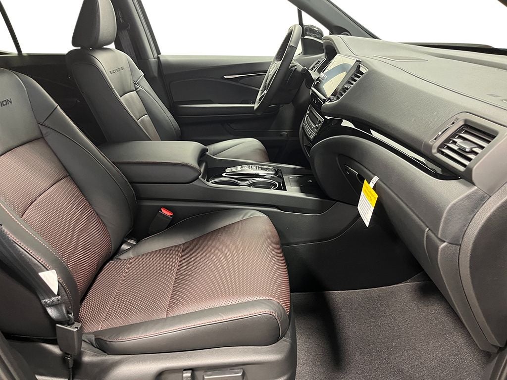 2025 Honda Ridgeline Black Edition