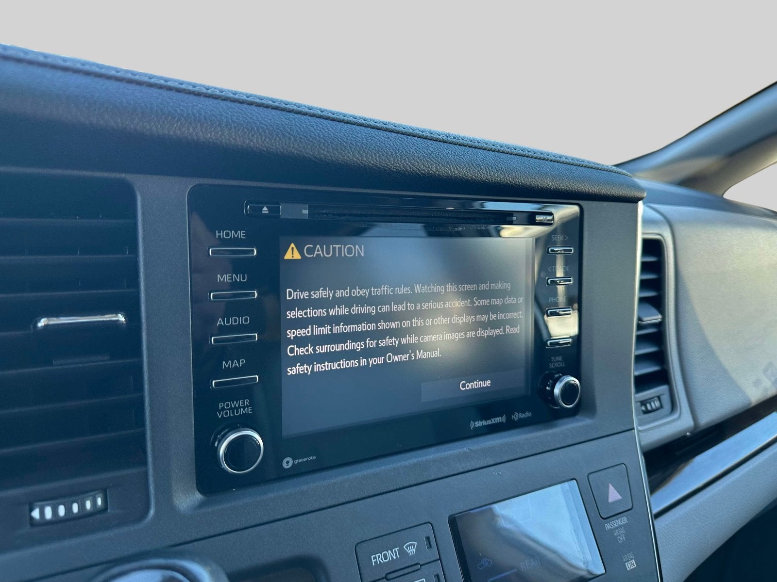 2019 Toyota Sienna Base