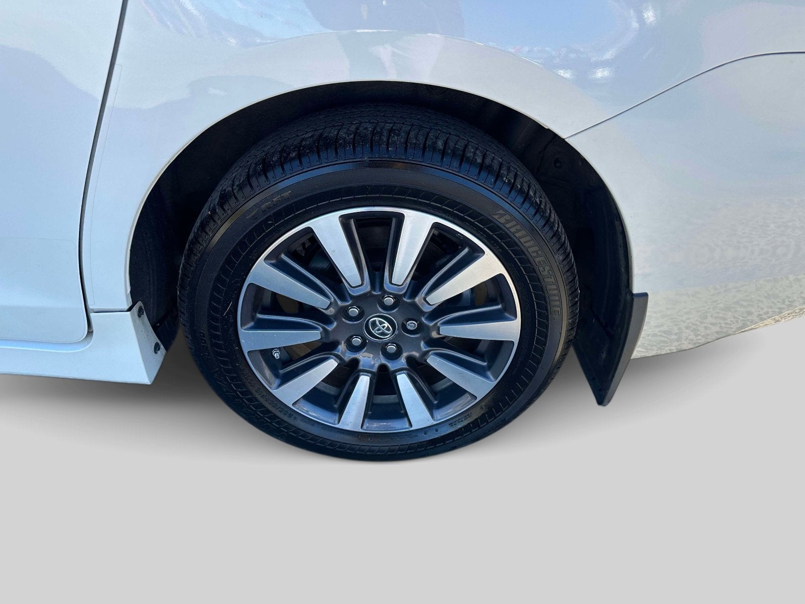 2019 Toyota Sienna Base