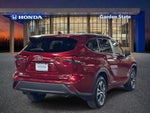 2023 Toyota Highlander Base