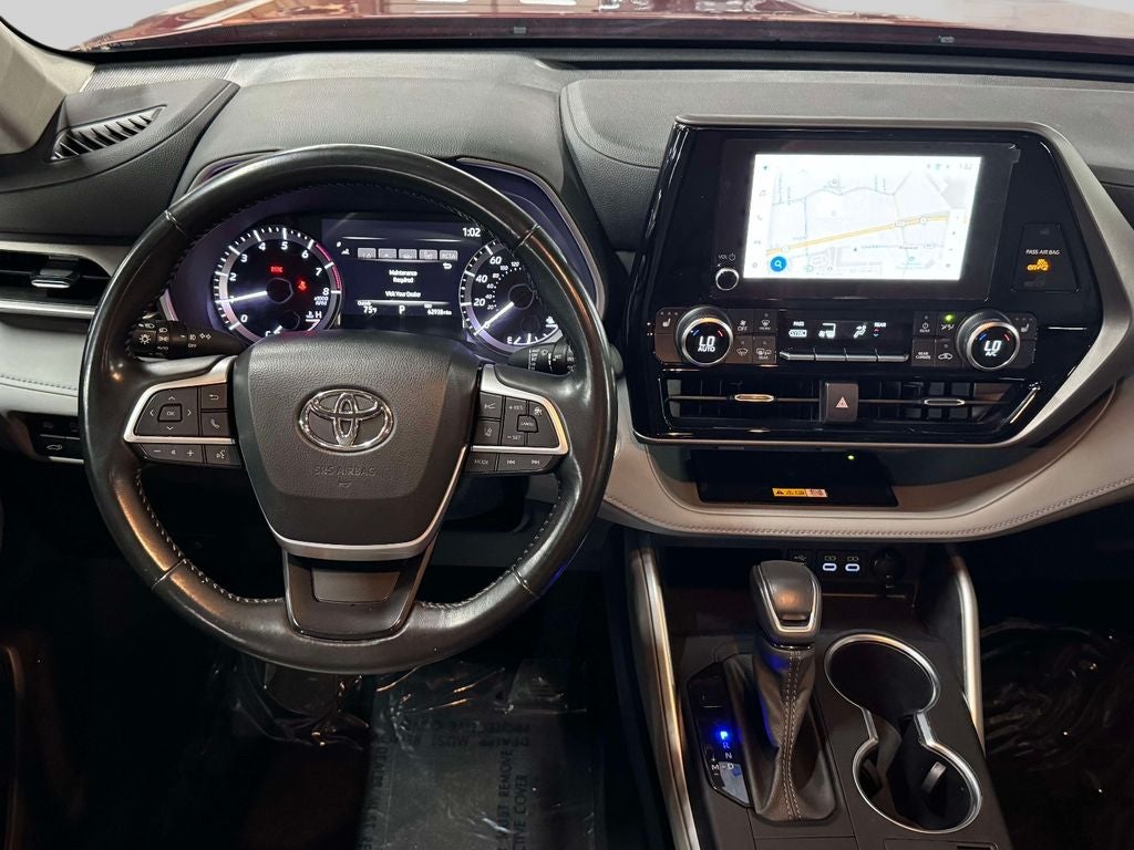 2023 Toyota Highlander Base