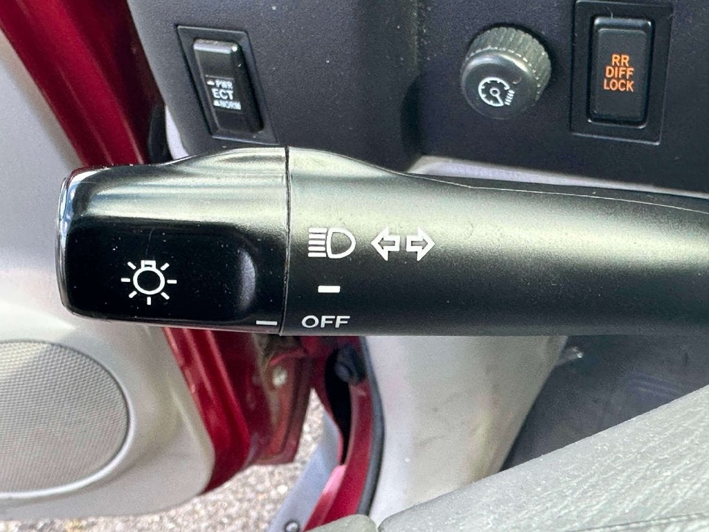 2003 Toyota Tacoma Base V6