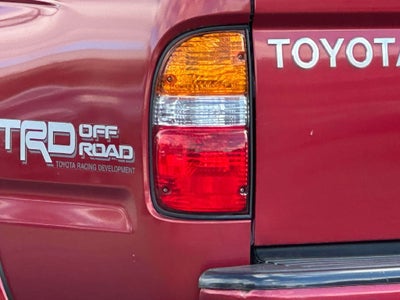 2003 Toyota Tacoma Base V6