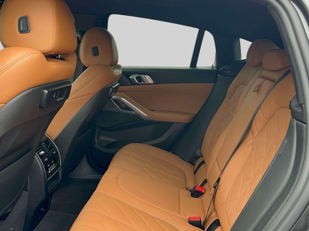 2023 BMW X6 xDrive40i