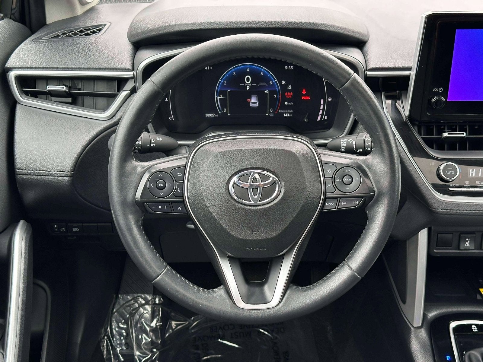 2023 Toyota Corolla Cross XLE