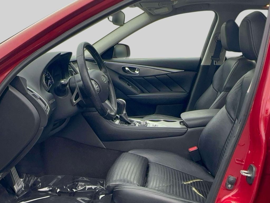 2015 INFINITI Q50 Sport