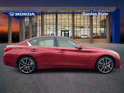 2015 INFINITI Q50 Sport