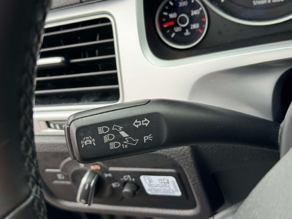 2016 Volkswagen Touareg V6 TDI Sport