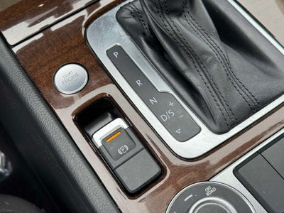 2016 Volkswagen Touareg V6 TDI Sport