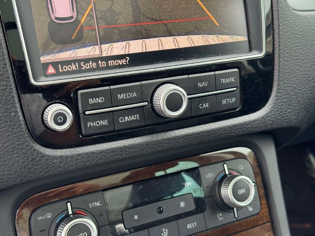 2016 Volkswagen Touareg V6 TDI Sport