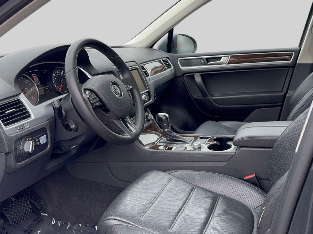 2016 Volkswagen Touareg V6 TDI Sport